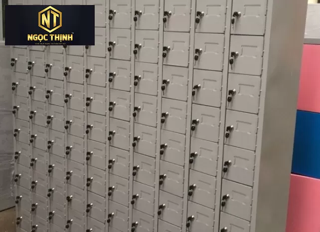 Tủ điện thoại 120 ngăn 10 khoang cánh sắt khóa tiêu chuẩn